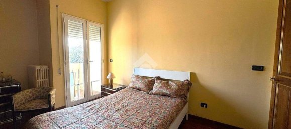 4 bedrooms Villa in Bari, Italy No. 128770 10