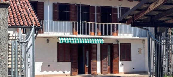 4 bedrooms Villa in Vigone, Italy No. 311229 2