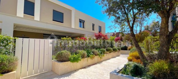 2 bedrooms House in San Benedetto del Tronto, Italy No. 61204 26