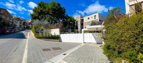 2 bedrooms House in San Benedetto del Tronto, Italy No. 61204 46