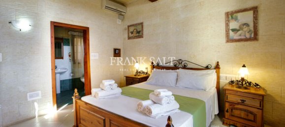 5 bedrooms House in Xaghra, Malta No. 526 11