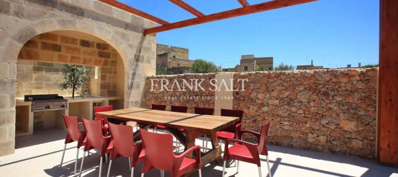 5 bedrooms House in Xaghra, Malta No. 526 5