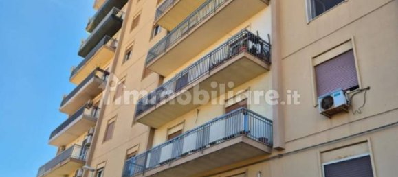 Квартира с 2 спальнями в Термини Имерезе, Италия № 216010 3