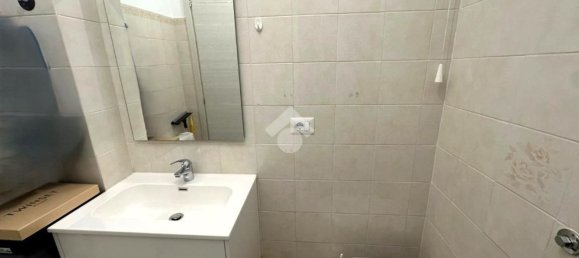 3 rooms Apartment in Aprilia, Italy No. 299577 8