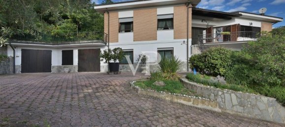 8 rooms Villa in Salò, Italy No. 33293 8