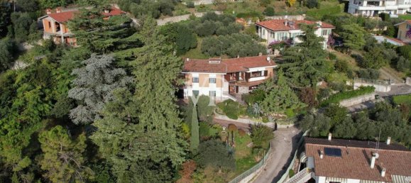 8 rooms Villa in Salò, Italy No. 33293 9