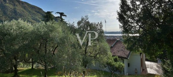 8 rooms Villa in Salò, Italy No. 33293 13