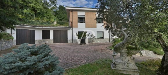 8 rooms Villa in Salò, Italy No. 33293 10