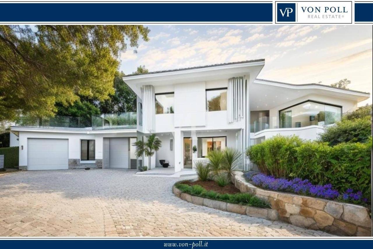 8 rooms Villa in Salò, Italy No. 33293