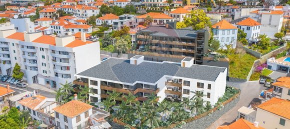 2 bedrooms Apartment in Funchal, Portugal No. 90839 3