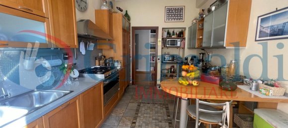 6 rooms Apartment in Rome, Italy No. 15510 19