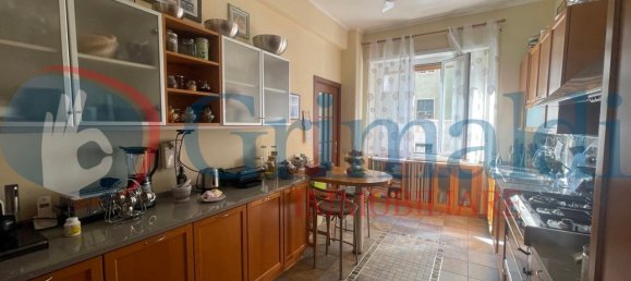 6 rooms Apartment in Rome, Italy No. 15510 16