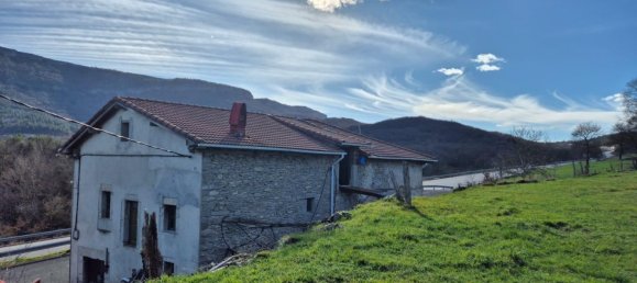 4 bedrooms House in Valle de Mena, Spain No. 69710 35