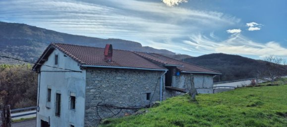 4 bedrooms House in Valle de Mena, Spain No. 69710 24