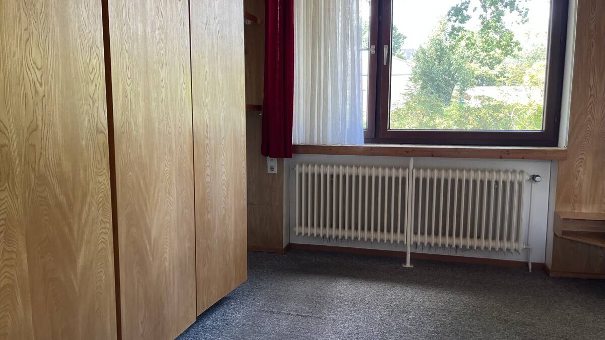 5 rooms House in Bremen, Germany No. 329086