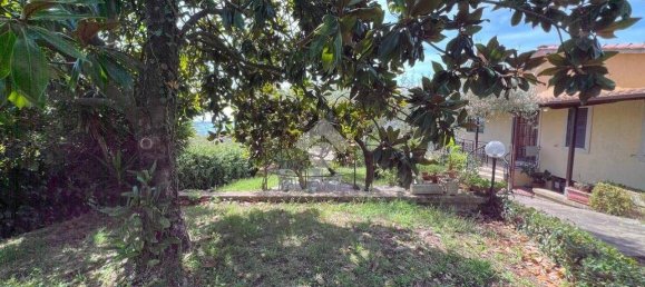 3 bedrooms Villa in Trevignano Romano, Italy No. 340334 8