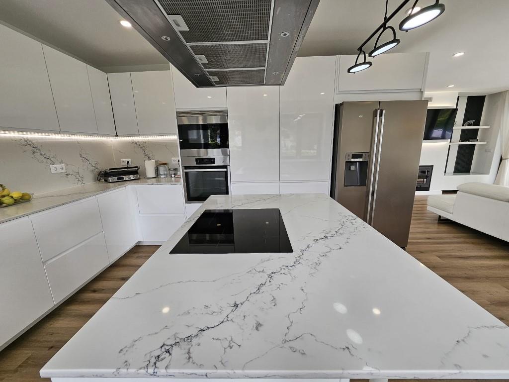 5 Schlafzimmer Haus in Rio de Mouro, Portugal, Nr. 40049