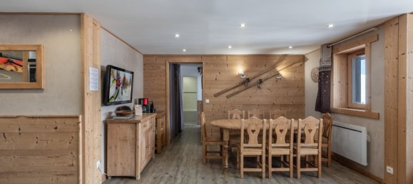 5 Schlafzimmer Wohnung in Les Belleville, France, Nr. 1286 3