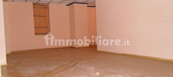1 room Commercial property in Rome, Italy No. 48308 8