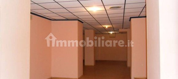 1 room Commercial property in Rome, Italy No. 48308 3