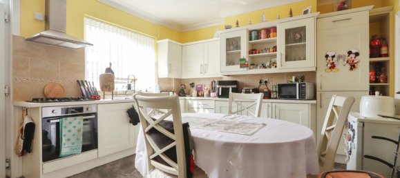  House in Pontefract, United Kingdom No. 2777 11