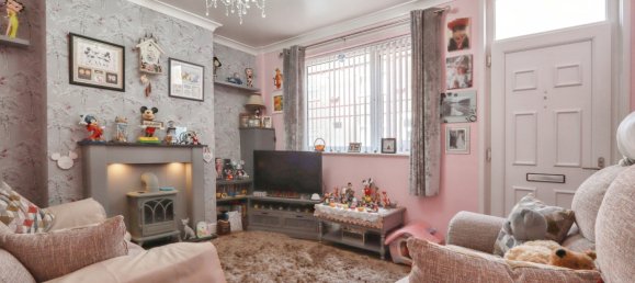  House in Pontefract, United Kingdom No. 2777 2