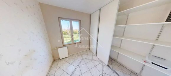 3 Schlafzimmer Haus in Etroussat, France, Nr. 44230 13