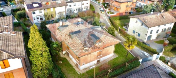 4 Schlafzimmer Villa in Maranello, Italy, Nr. 92669 4