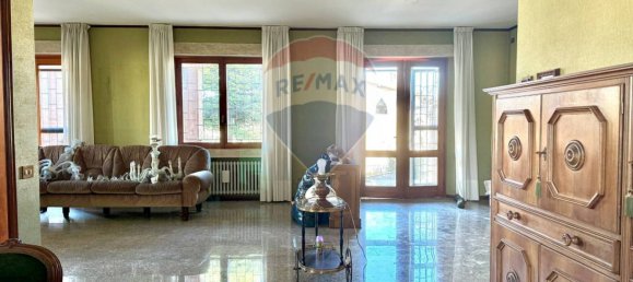 4 Schlafzimmer Villa in Maranello, Italy, Nr. 92669 21
