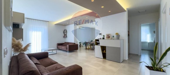 6 chambres Villa à Guardiagrele, Italy No. 266670 10