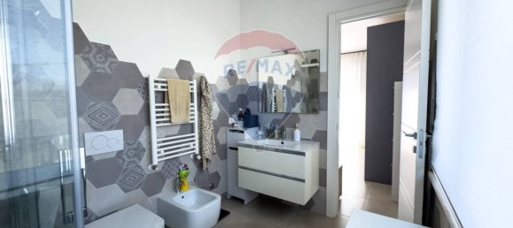 6 chambres Villa à Guardiagrele, Italy No. 266670 25