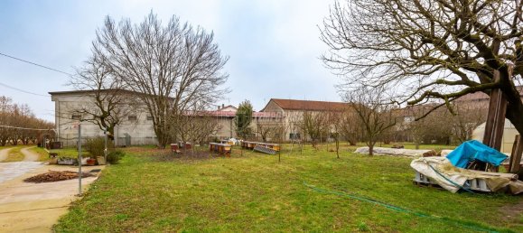 Квартира с 5 комнатами в Вилланова д'Асти, Италия № 157702 3