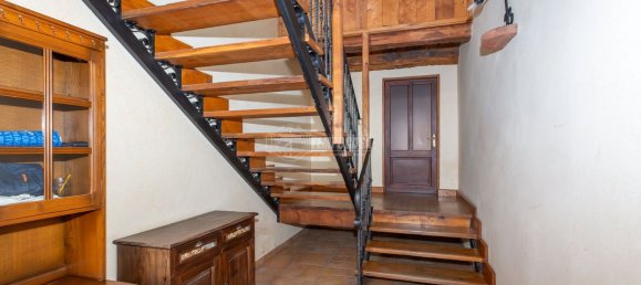 Квартира с 5 комнатами в Вилланова д'Асти, Италия № 157702 4