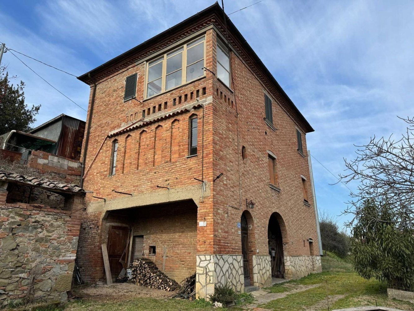 9 rooms House in Sinalunga, Italy No. 223181
