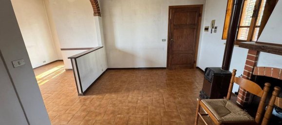 9 rooms House in Sinalunga, Italy No. 223181 8