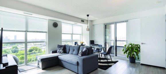 2 bedrooms Condo in Toronto, Canada No. 720 11