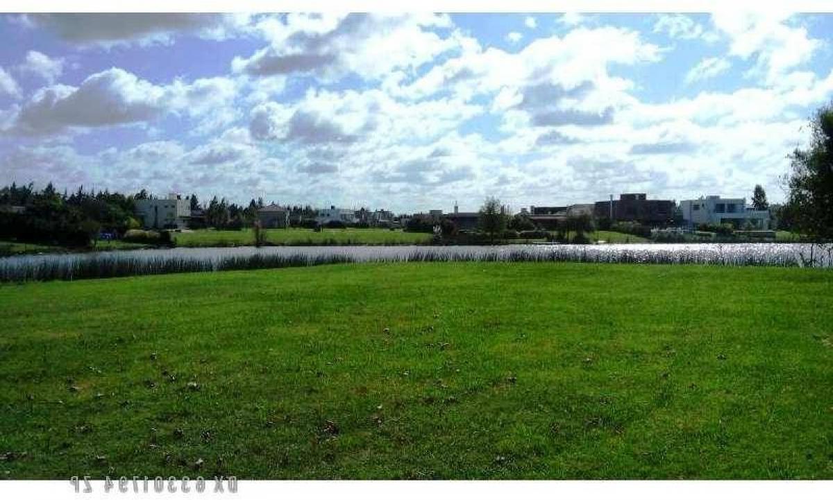  Land in Tigre, Argentina No. 115545