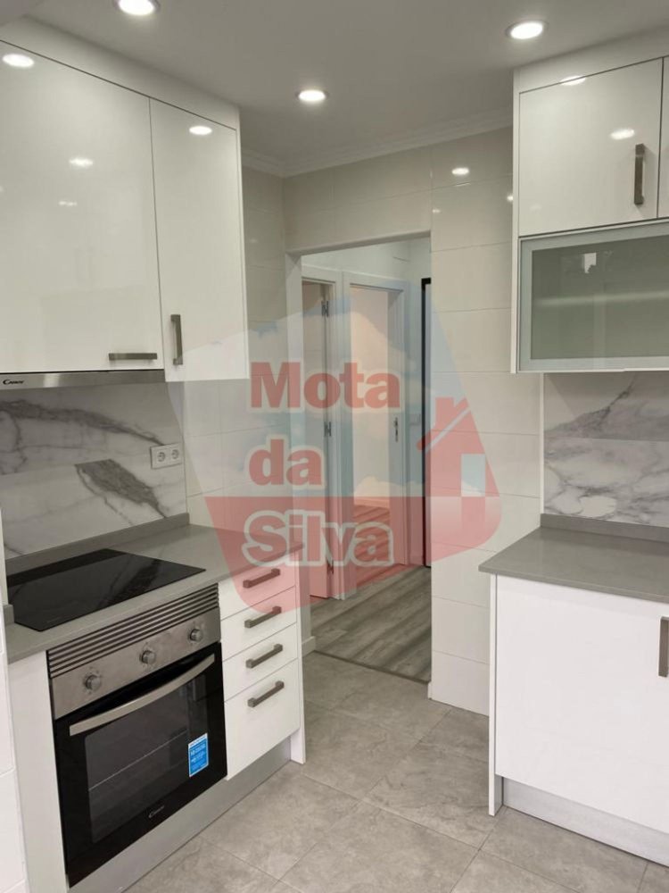 1 bedroom Apartment in Lisbon, Portugal No. 151977