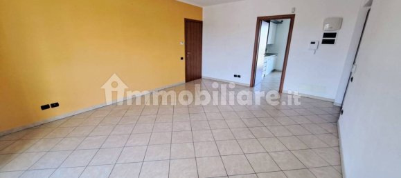 2 bedrooms Apartment in Asti, Italy No. 276414 4