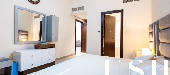 Moradia em banda T3 em Mudon, UAE N.º 98138 2