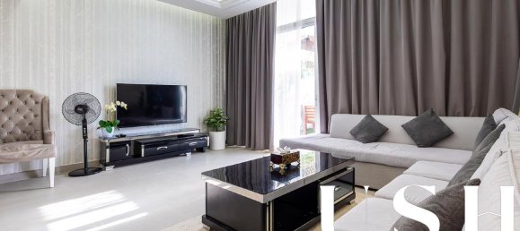 Moradia em banda T3 em Mudon, UAE N.º 98138 25