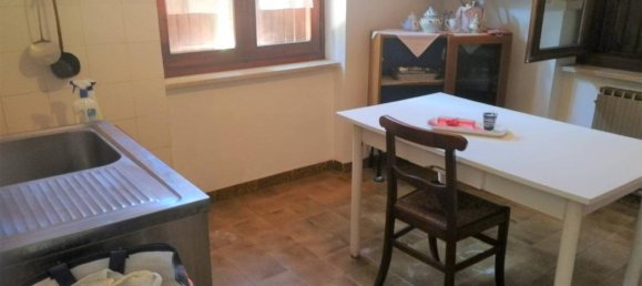 Вилла с 10 комнатами в Праско, Италия № 37758 21