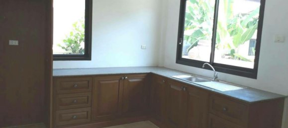 3 bedrooms Cafe / restaurant in Pattaya, Thailand No. 5145 18