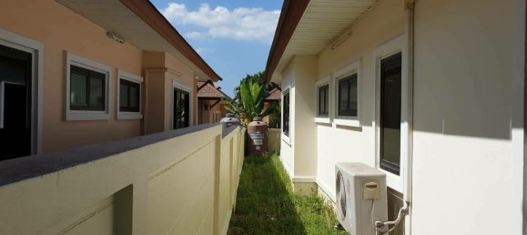 3 bedrooms Cafe / restaurant in Pattaya, Thailand No. 5145 8