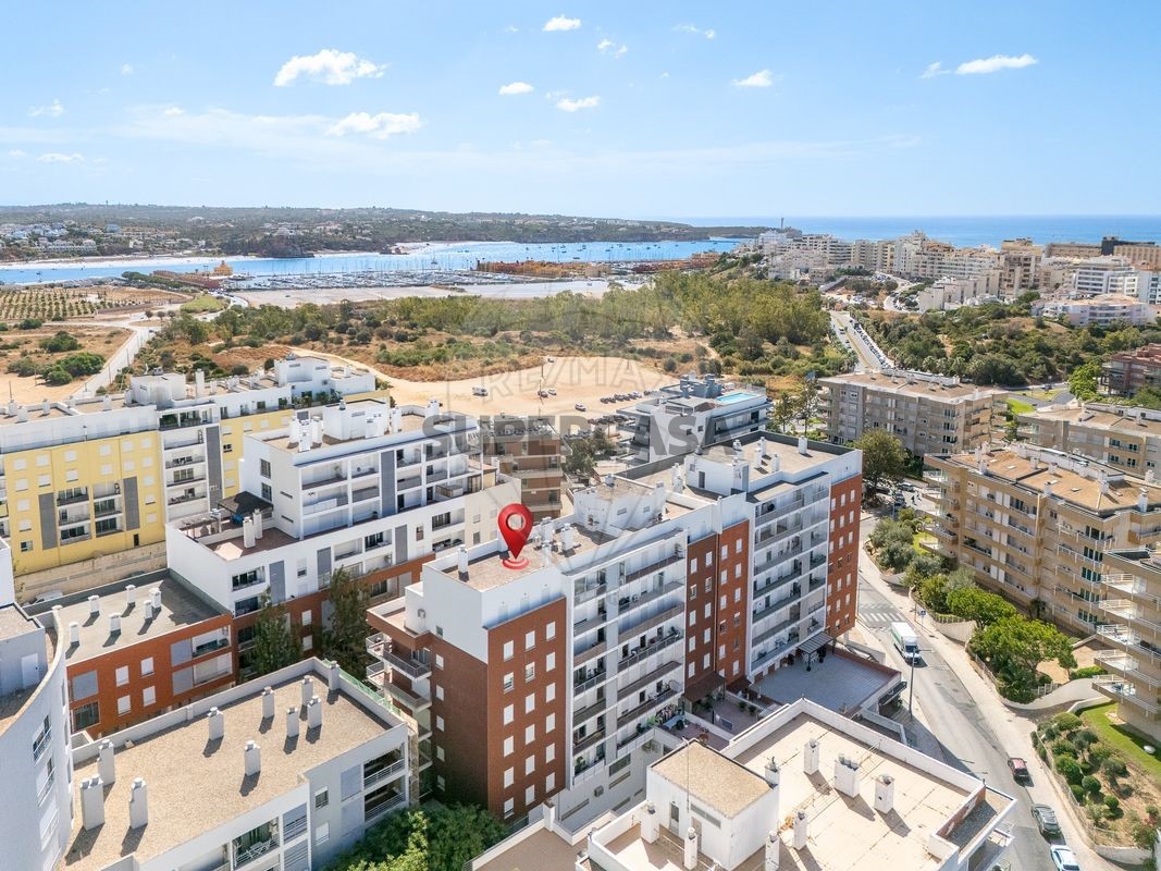 2 bedrooms Apartment in Portimao, Portugal No. 330358