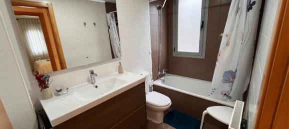 2 Schlafzimmer Wohnung in Asturias, Spain, Nr. 186264 5