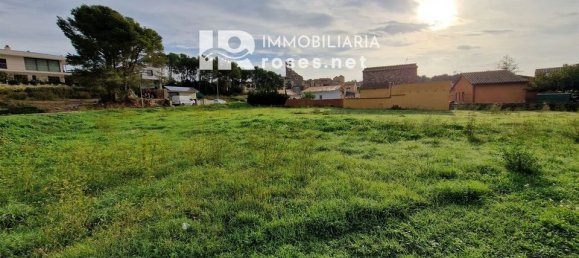  Land in Garriguella, Spain No. 179082 12
