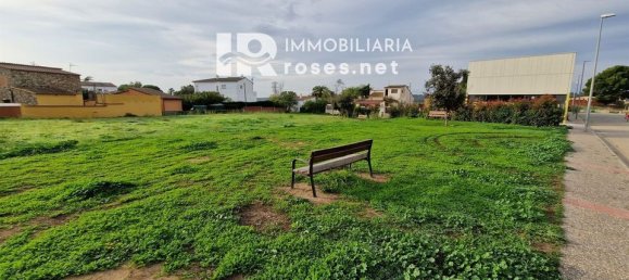  Land in Garriguella, Spain No. 179082 16