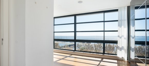 4 Schlafzimmer Doppelhaus in Lisbon, Portugal, Nr. 125951 19