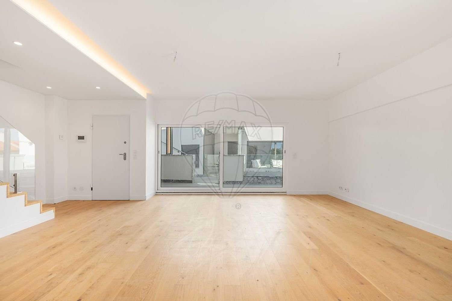 3 bedrooms House in Oeiras, Portugal No. 167258